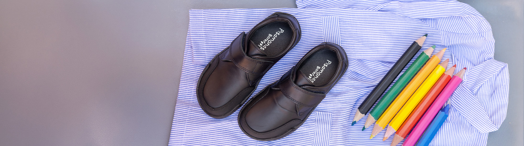 Colegiais Barefoot