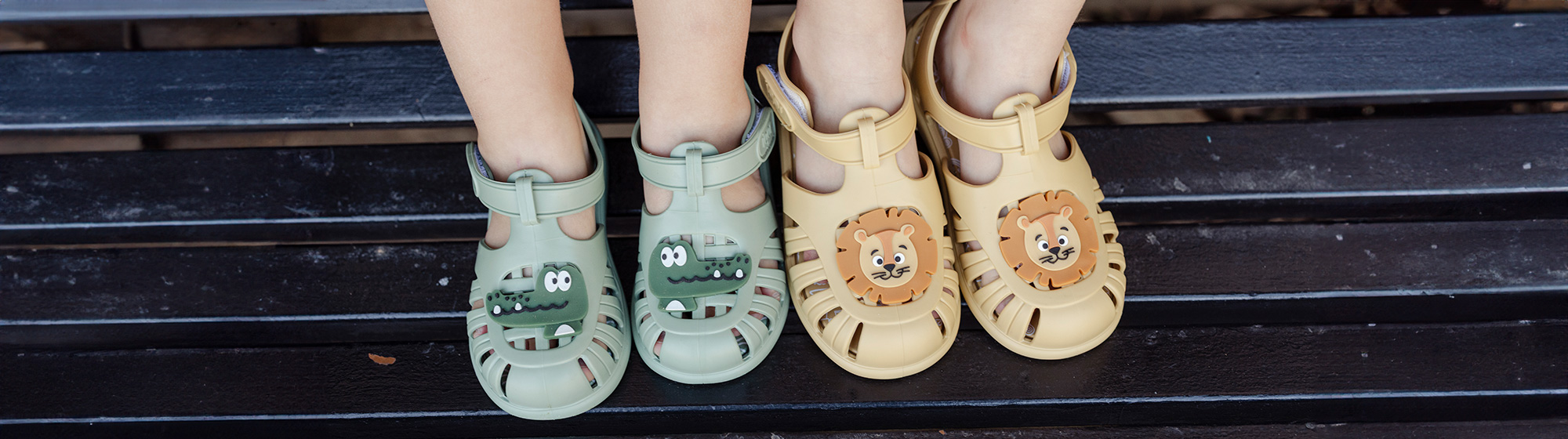 Sandálias de Borracha