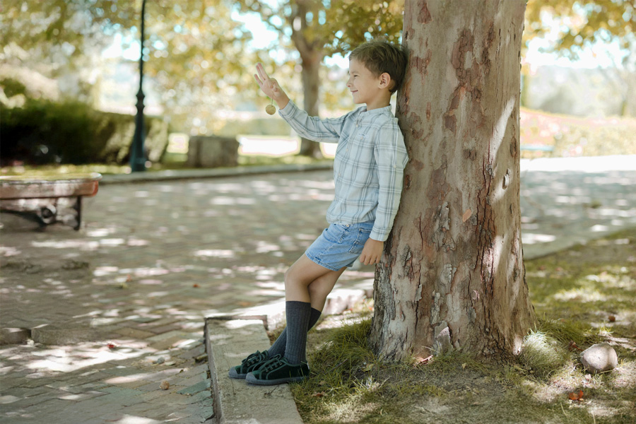 Ténis Criança Veludo com atacadores 