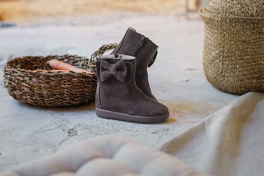 Botas Menina Camurça Laço Lateral Grande