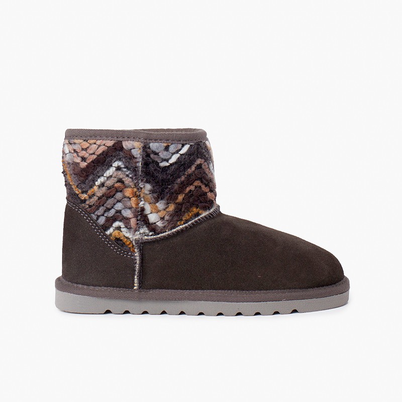 Bota Baixa tipo Australiana Detalhes Lã Cores Cinzento