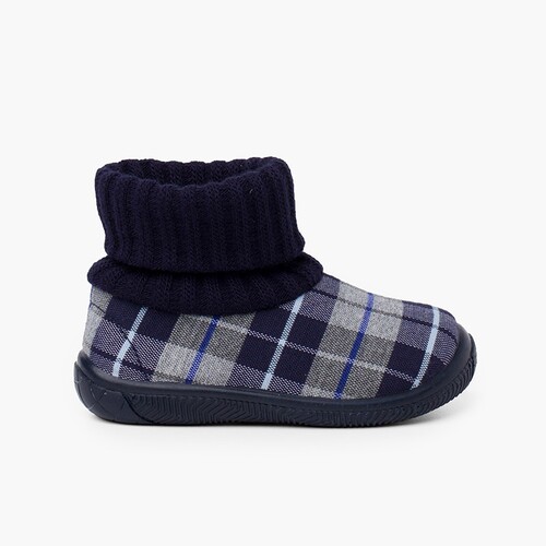 Pantufas Bota com Rebordo tipo Meia de Lã Azul Marinho