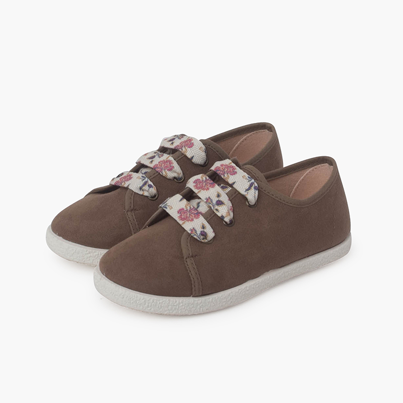 Sapatilhas atacadores flores tipo camurça Taupe