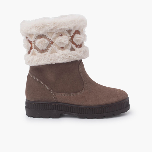 Botas adorno geométrico rebordo pelinho Taupe