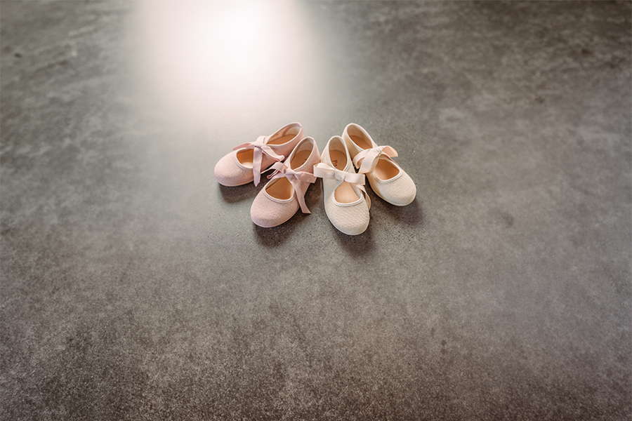 Merceditas linho fecho laço gorgorão