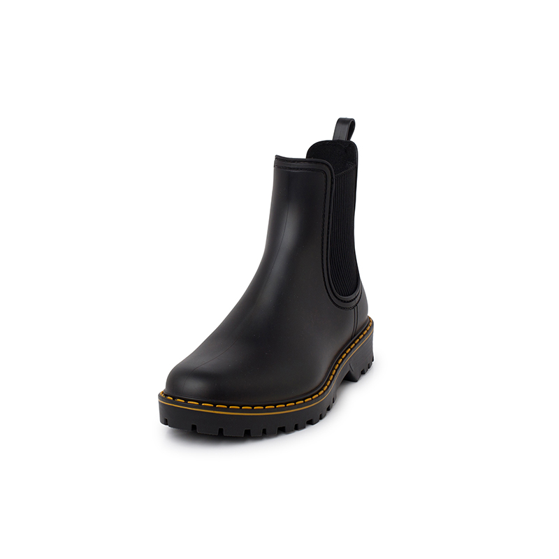 Botins galocha mate pespontos sola track Preto