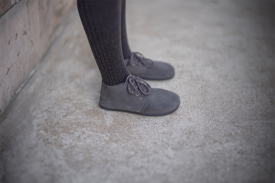 Botas barefoot camurça atacadores