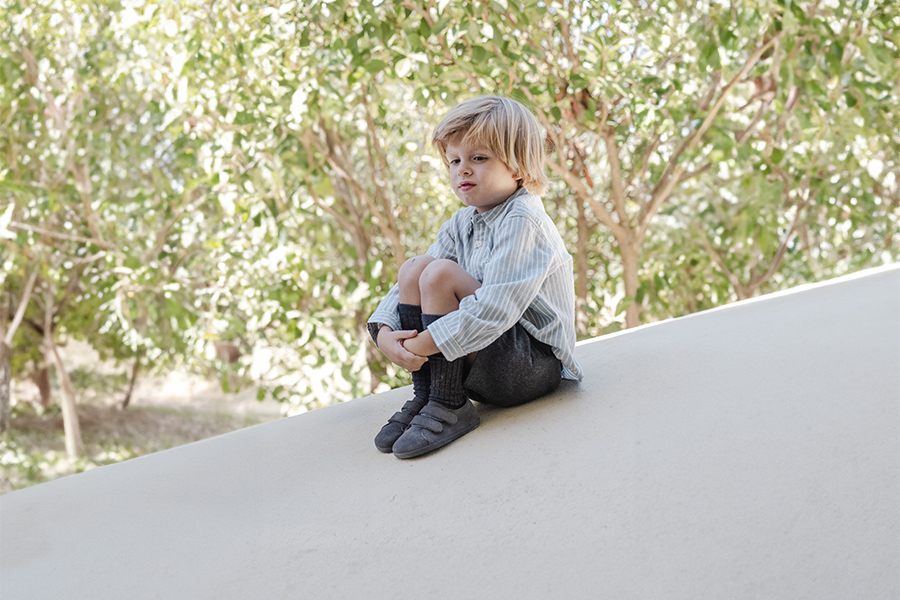 Sapatilhas barefoot camurça dupla tira aderente