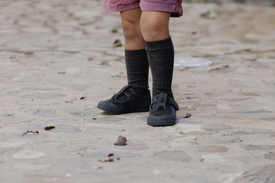 Pepitos barefoot veludo biqueira borracha