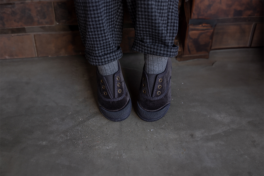 Sapatilhas veludo barefoot sem atacadores