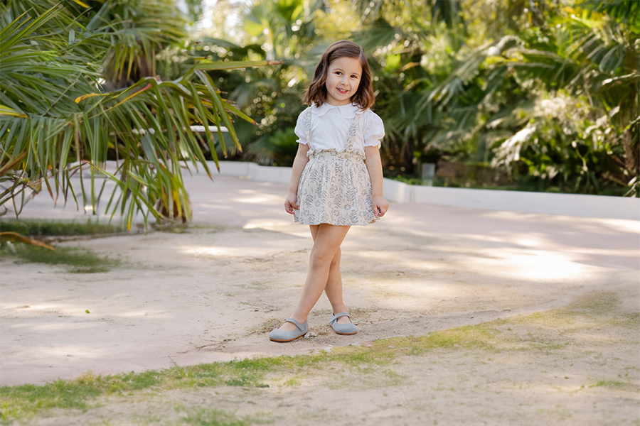 Merceditas barefoot camurça menina primeiros passos