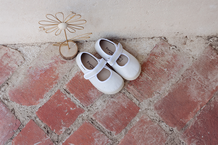 Merceditas barefoot menina brilho
