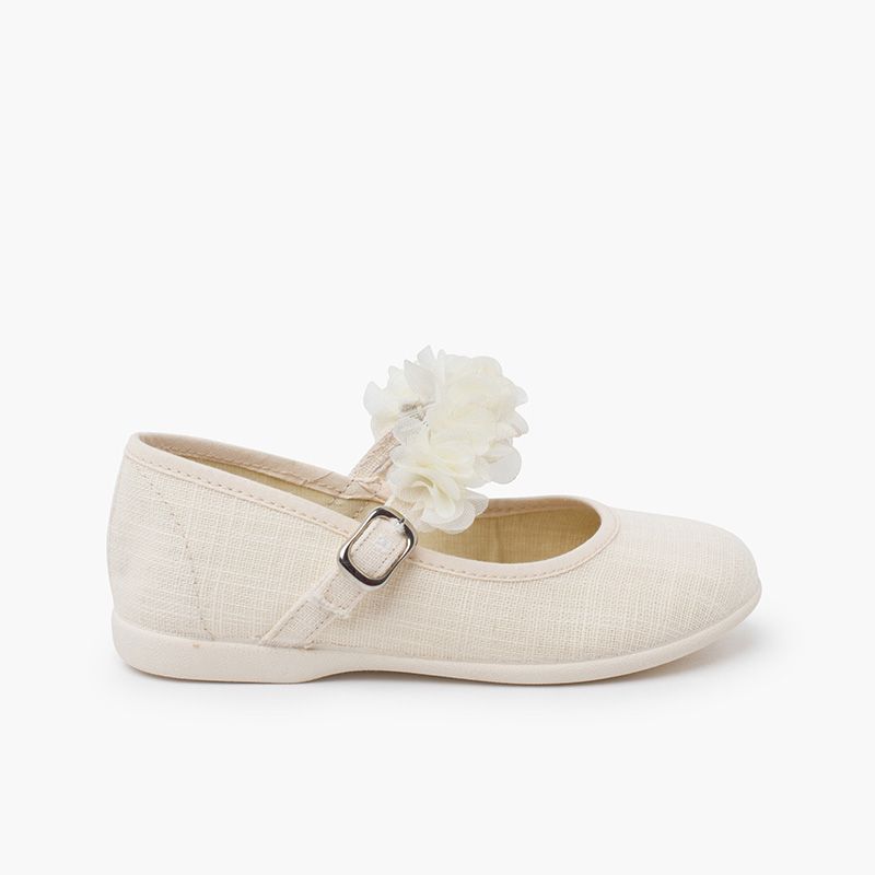 Merceditas cerimónia tira de flores