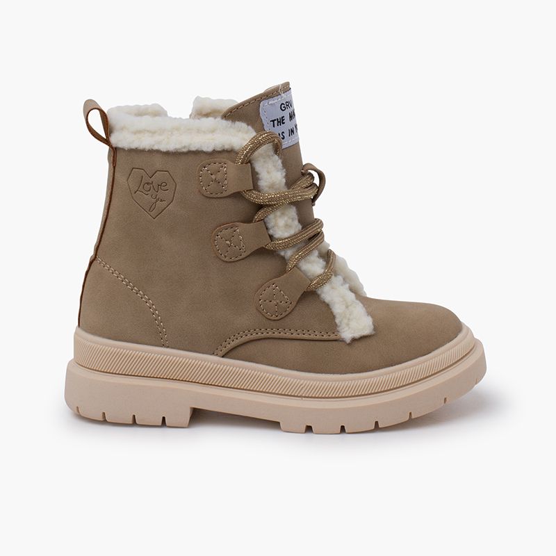 Botas Garvalín pelinho atacadores