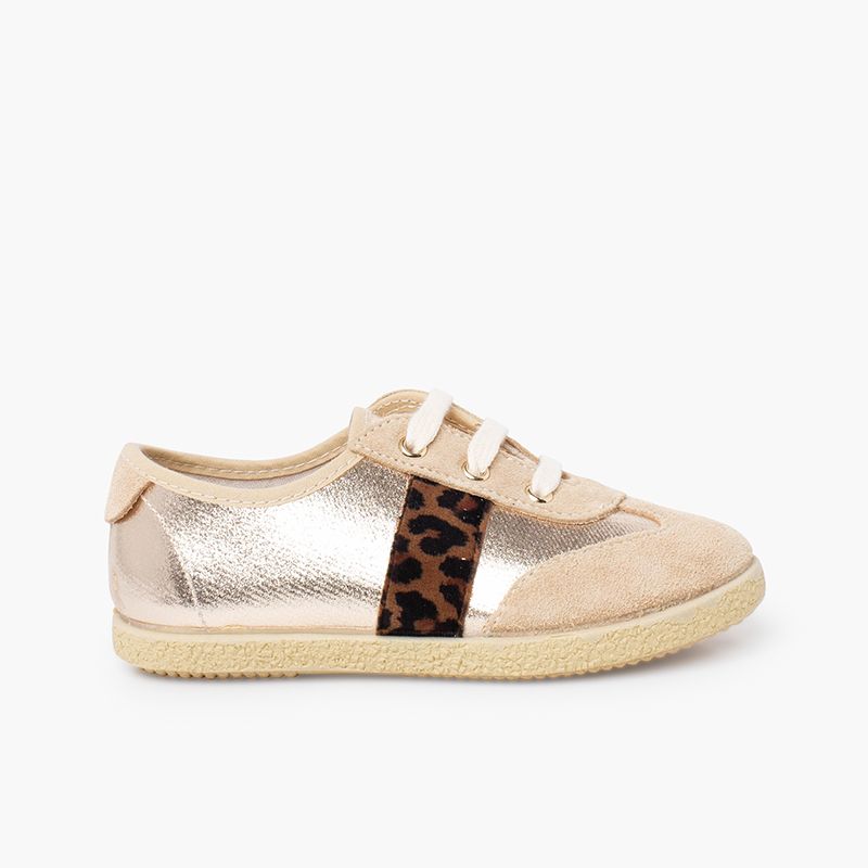 Sapatilhas menina atacadores detalhes metalizados