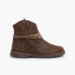 Botas Baixas com Tiras Efeito Serpente Castanho