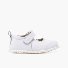 Merceditas pele sport com biqueira e fecho aderente Branco