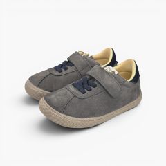 Sapatilhas barefoot efeito camurça fecho combinado Cinzento
