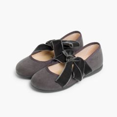 Sapatos Merceditas com Laço de Veludo Cinzento