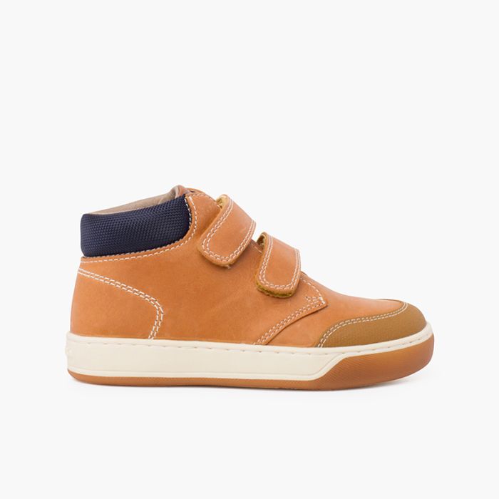 Bota casual Garvalín fecho aderente