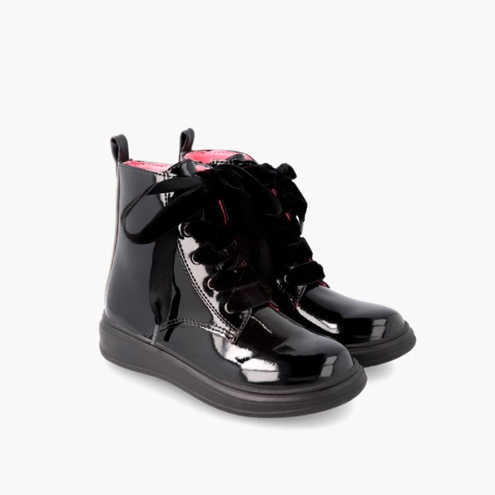 Botas fecho-éclair acabamento verniz Garvalín