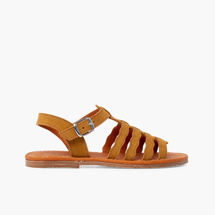 Sandálias camurça tipo gladiador fivela
