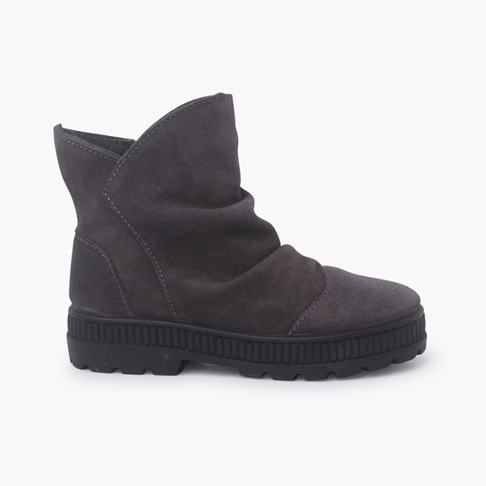 Botas camurça efeito enrugado