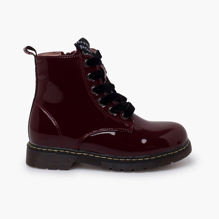 Botas atacadores veludo tipo verniz Garvalín