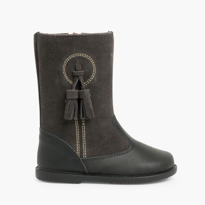 Botas Menina Pele e Camurça Berloques