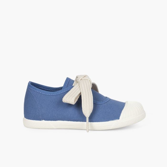 Sapatos Merceditas tipo Ténis Biqueira Borracha