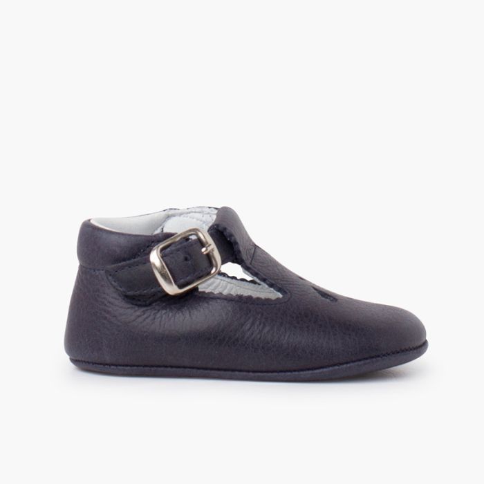 Sapatos bebé pepito pele detalhe perfurado