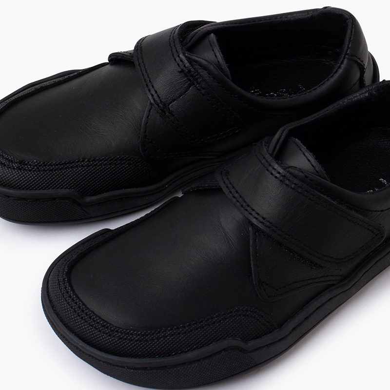 COLEGIAIS BAREFOOT